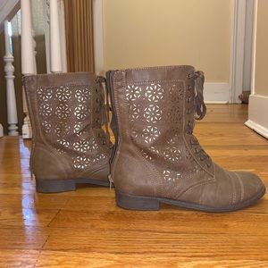 Women’s Faux Leather Boots